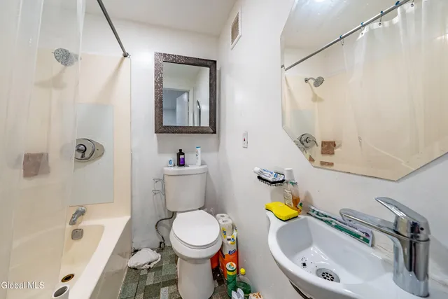 $379,999 | 177 Lancaster Street, Albany, NY 12210