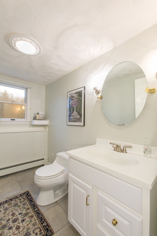 24 Elmbrook Road Bedford, MA 01730 - Photo 10 of 23 Gallery Image 10