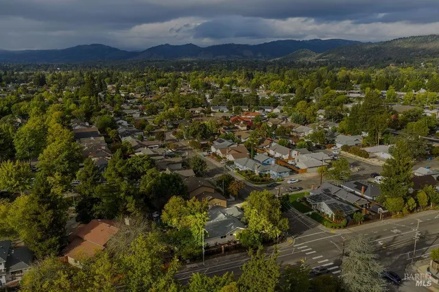 $769,000 | 2635 Canterbury Drive, Santa Rosa, CA 95405