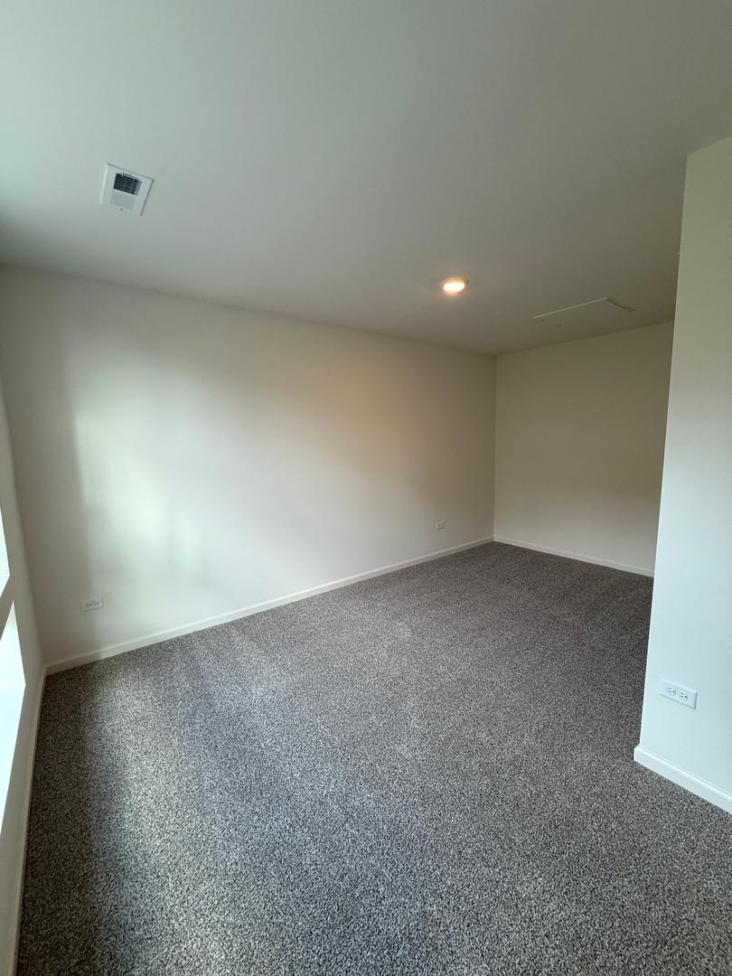 347 Summit Circle Lombard, IL 60148 - Photo 10 of 18 a view of empty room