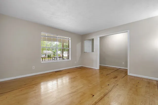 $2,000 | 2507 Waldemar Lane, Tallahassee, FL 32304