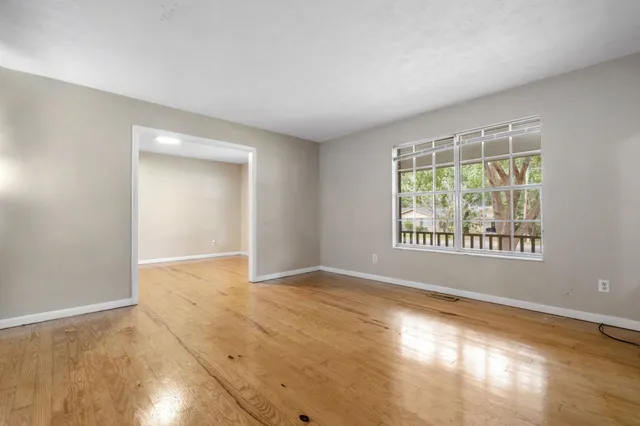 $2,000 | 2507 Waldemar Lane, Tallahassee, FL 32304