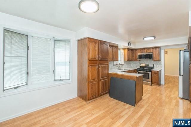 84 Locust Avenue Wallington, NJ 07057 - Photo 13 of 32