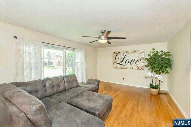 84 Locust Avenue Wallington, NJ 07057 - Photo 9 of 32