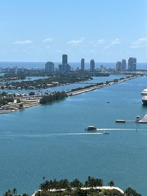 1040 Biscayne Boulevard, Unit 2607 Miami, FL 33132 - Photo 7 of 12 a view of a city