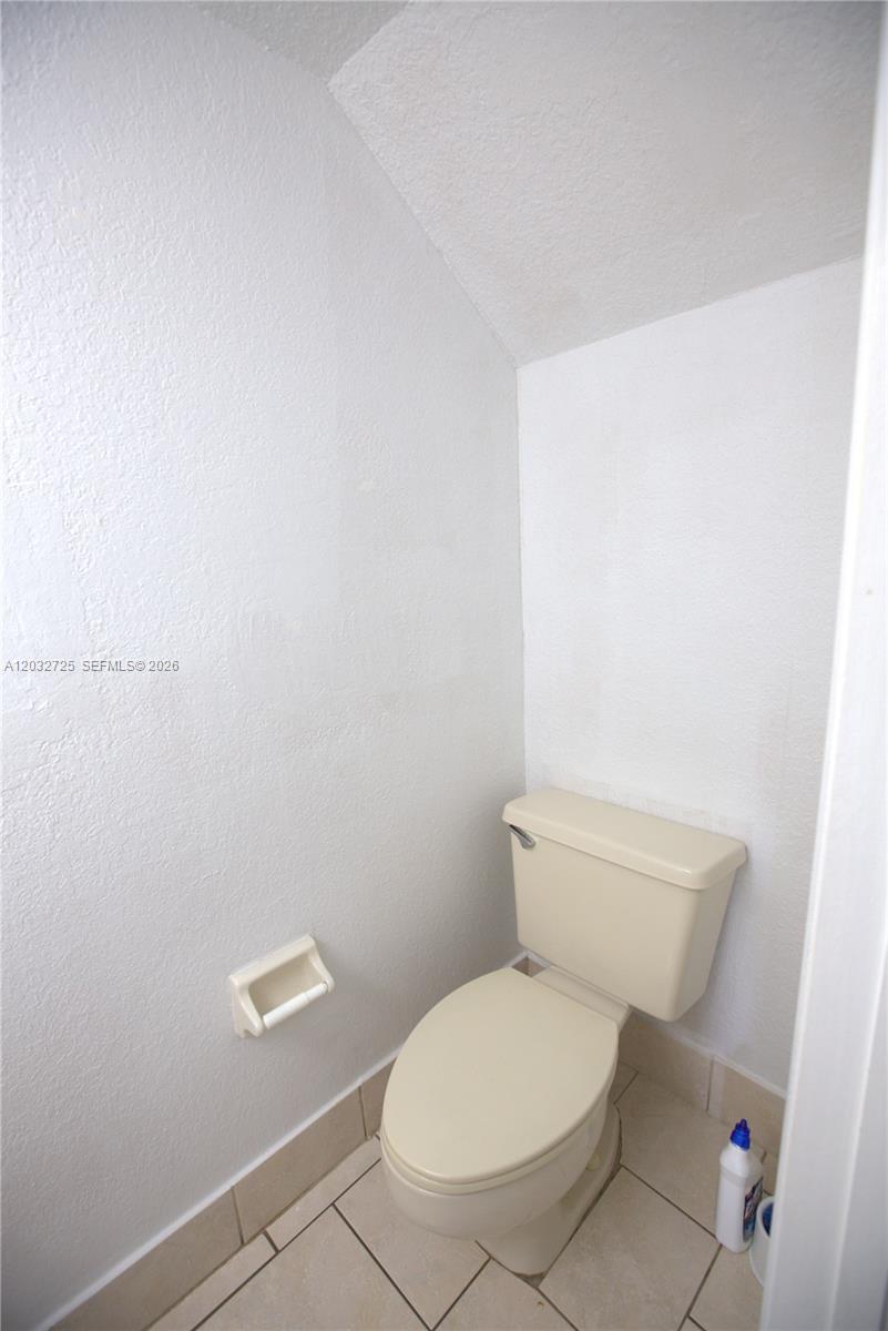 6475 Southwest 129th Avenue Miami, FL 33183 - Photo 14 of 34
