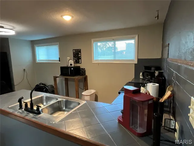 $399,900 | 10068 County Road 8490, West Plains, MO 65775