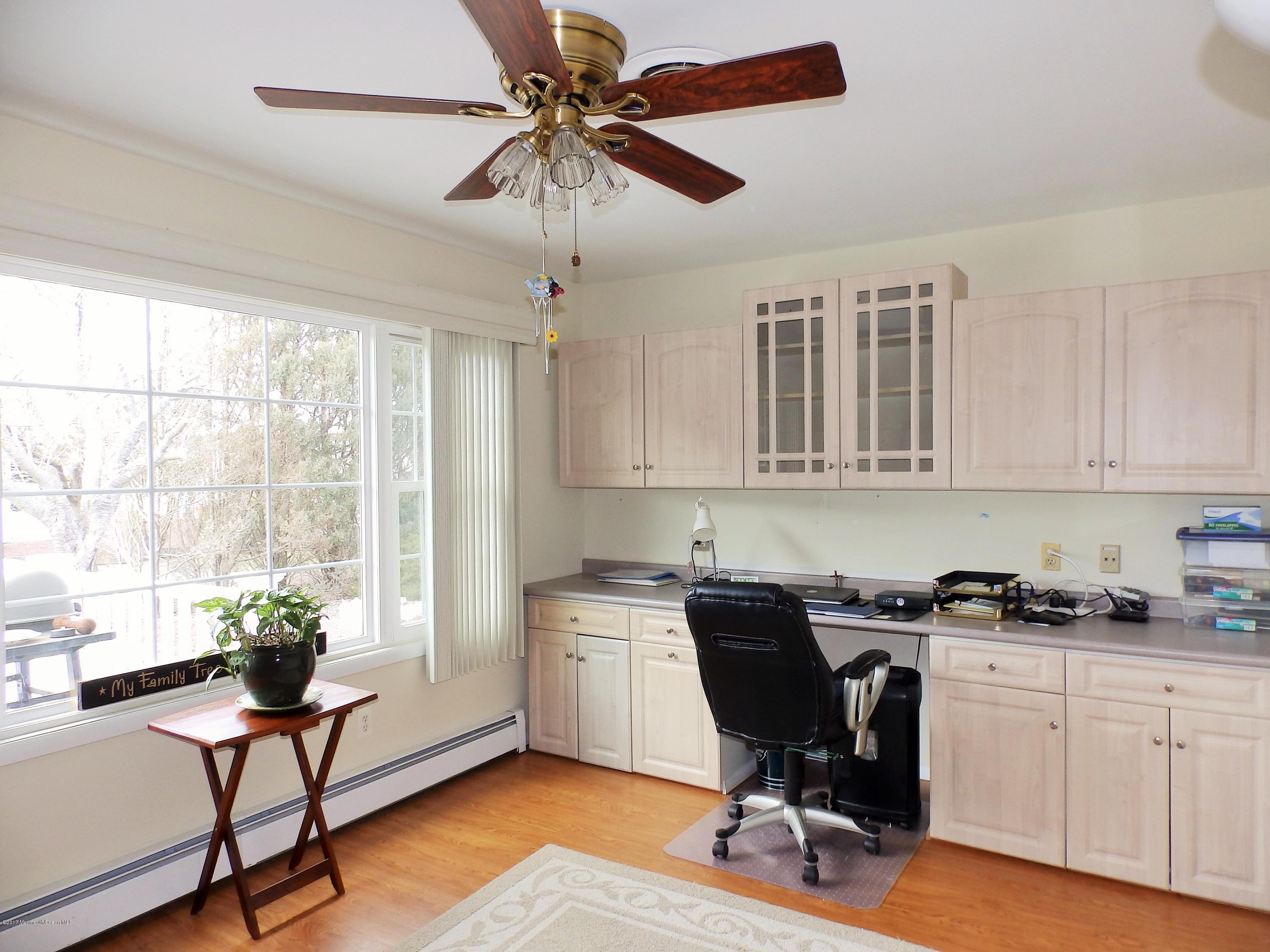 17 Oakfield Road Toms River, NJ 08757 - Photo 5 of 22 P2160028