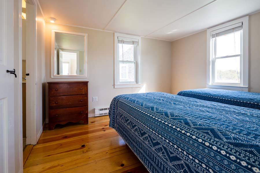 618 Shore Road, Unit 5 Truro, MA 02666 - Photo 14 of 20 618ShoreRdU5-20-NTruro-w
