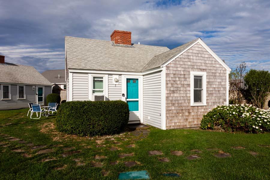 618 Shore Road, Unit 5 Truro, MA 02666 - Photo 16 of 20 618ShoreRdU5-03-NTruro-w