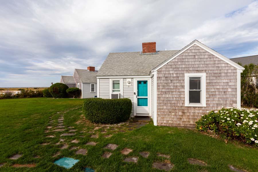 618 Shore Road, Unit 5 Truro, MA 02666 - Photo 17 of 20 618ShoreRdU5-05-NTruro-w