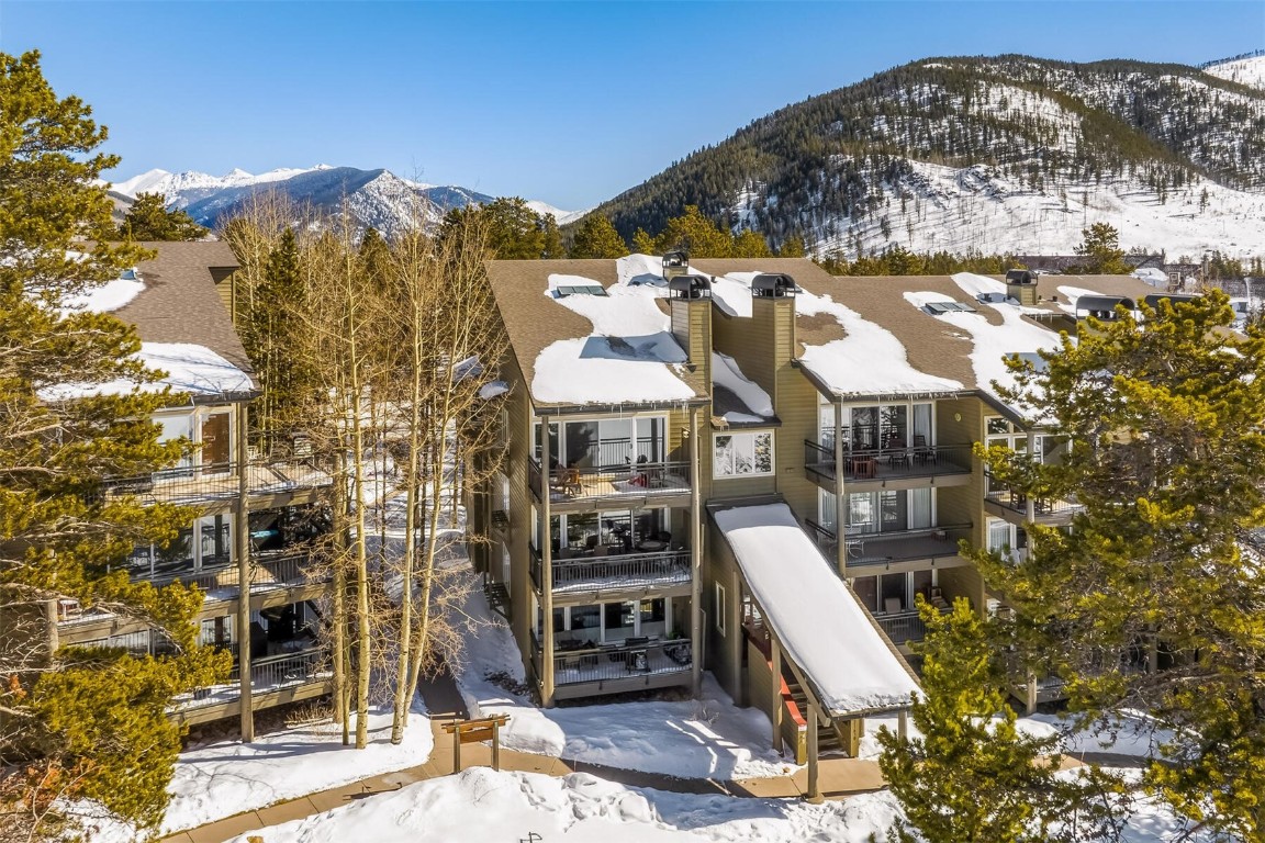 21630 Highway 6, Unit 2149 Keystone, CO 80435 - Photo 33 of 35 a view of a multi story building