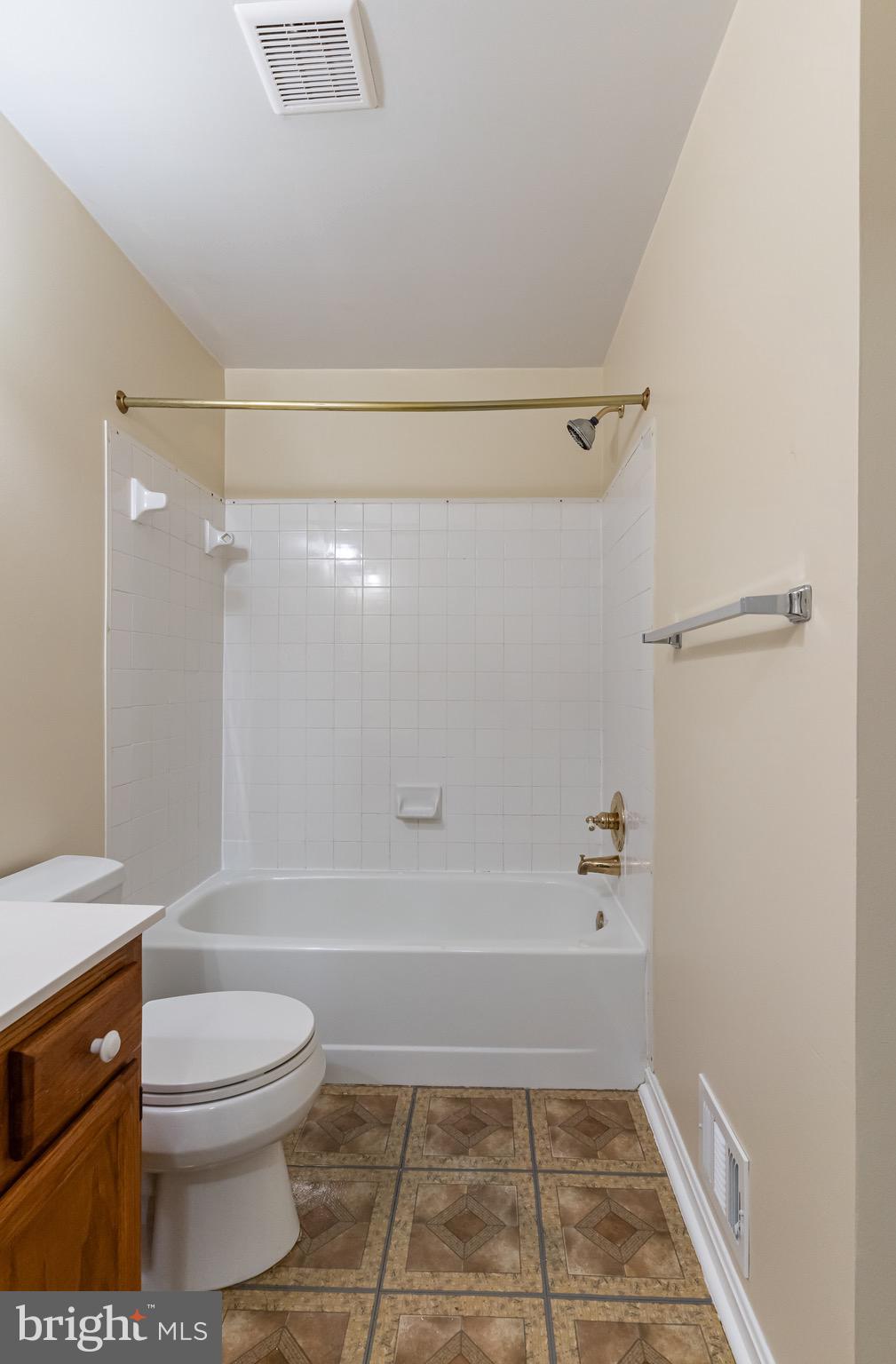 7 Valleyfield Court Silver Spring, MD 20906 - Photo 25 of 37