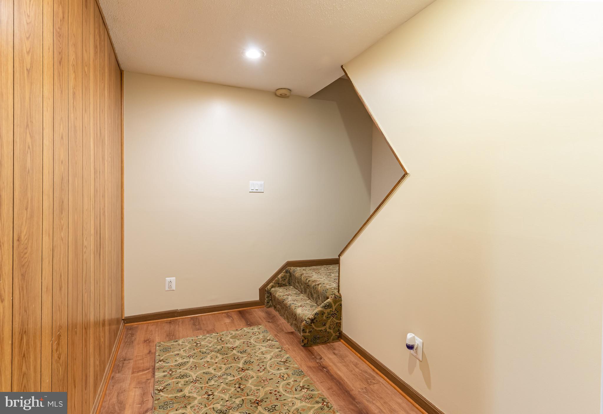 7 Valleyfield Court Silver Spring, MD 20906 - Photo 28 of 37