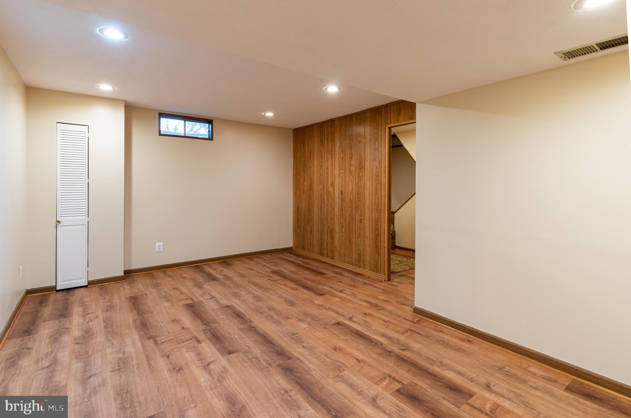 7 Valleyfield Court Silver Spring, MD 20906 - Photo 29 of 37