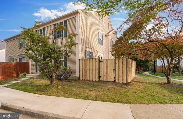 $2,700 | 7 Valleyfield Court, Silver Spring, MD 20906