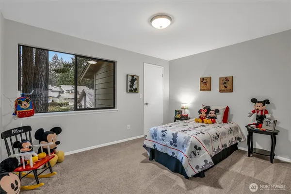 $829,000 | 16130 Southeast 33rd Circle, Bellevue, WA 98008