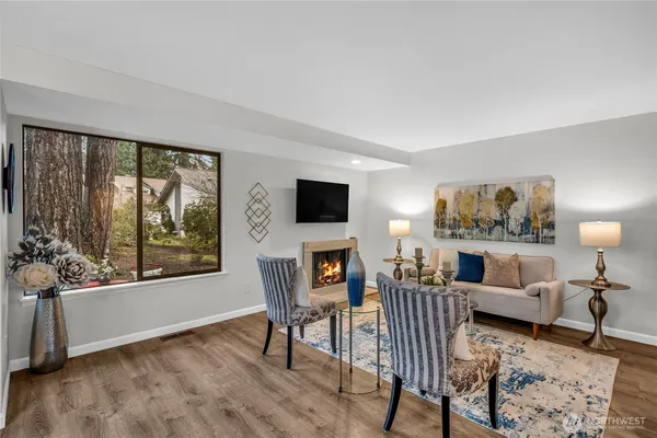 $829,000 | 16130 Southeast 33rd Circle, Bellevue, WA 98008