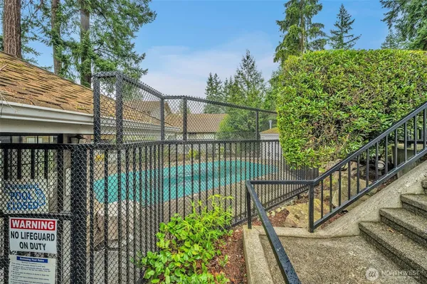 $829,000 | 16130 Southeast 33rd Circle, Bellevue, WA 98008