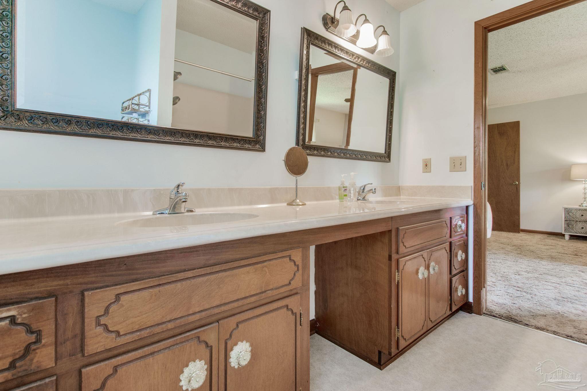 1160 Palisade Road Pensacola, FL 32504 - Photo 18 of 68 Gallery Image 18