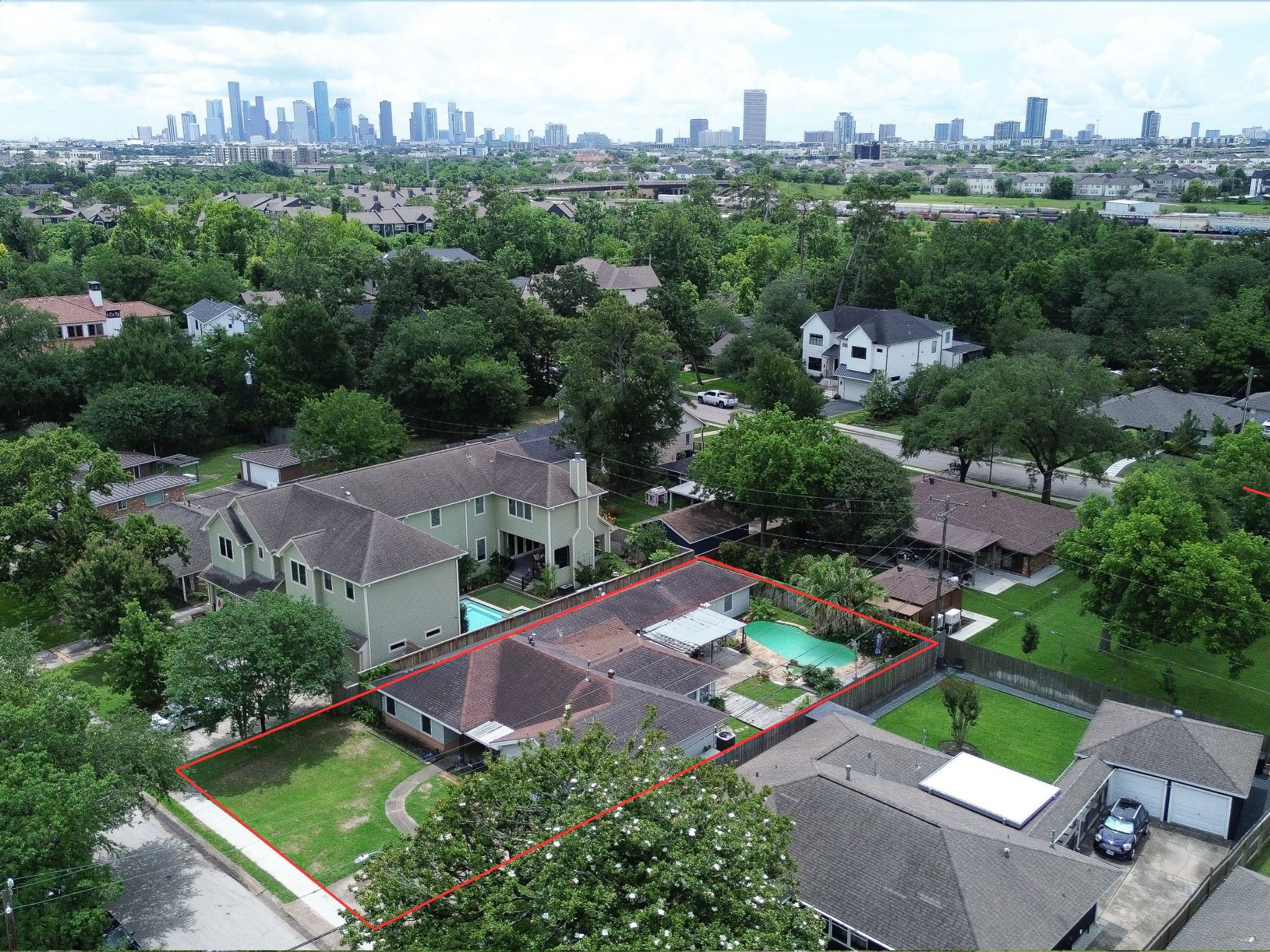 6127 Hurst Street Houston, TX 77008 - Photo 7 of 11