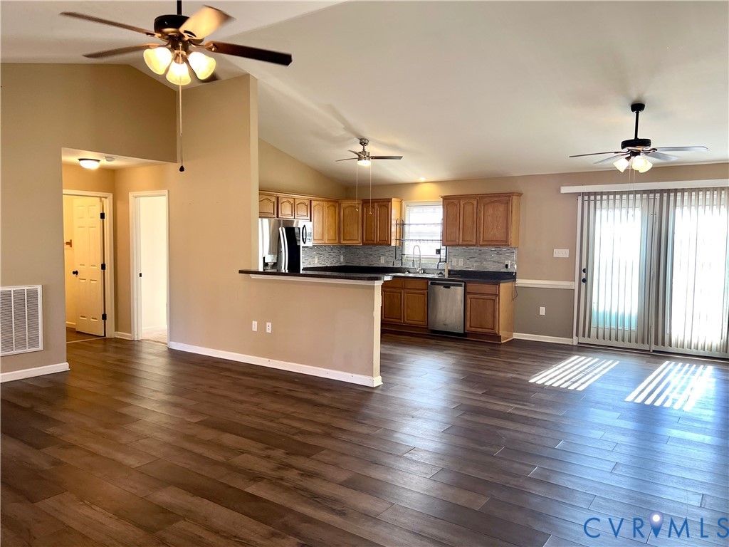 5022 Abilene Road Farmville, VA 23901 - Photo 7 of 36