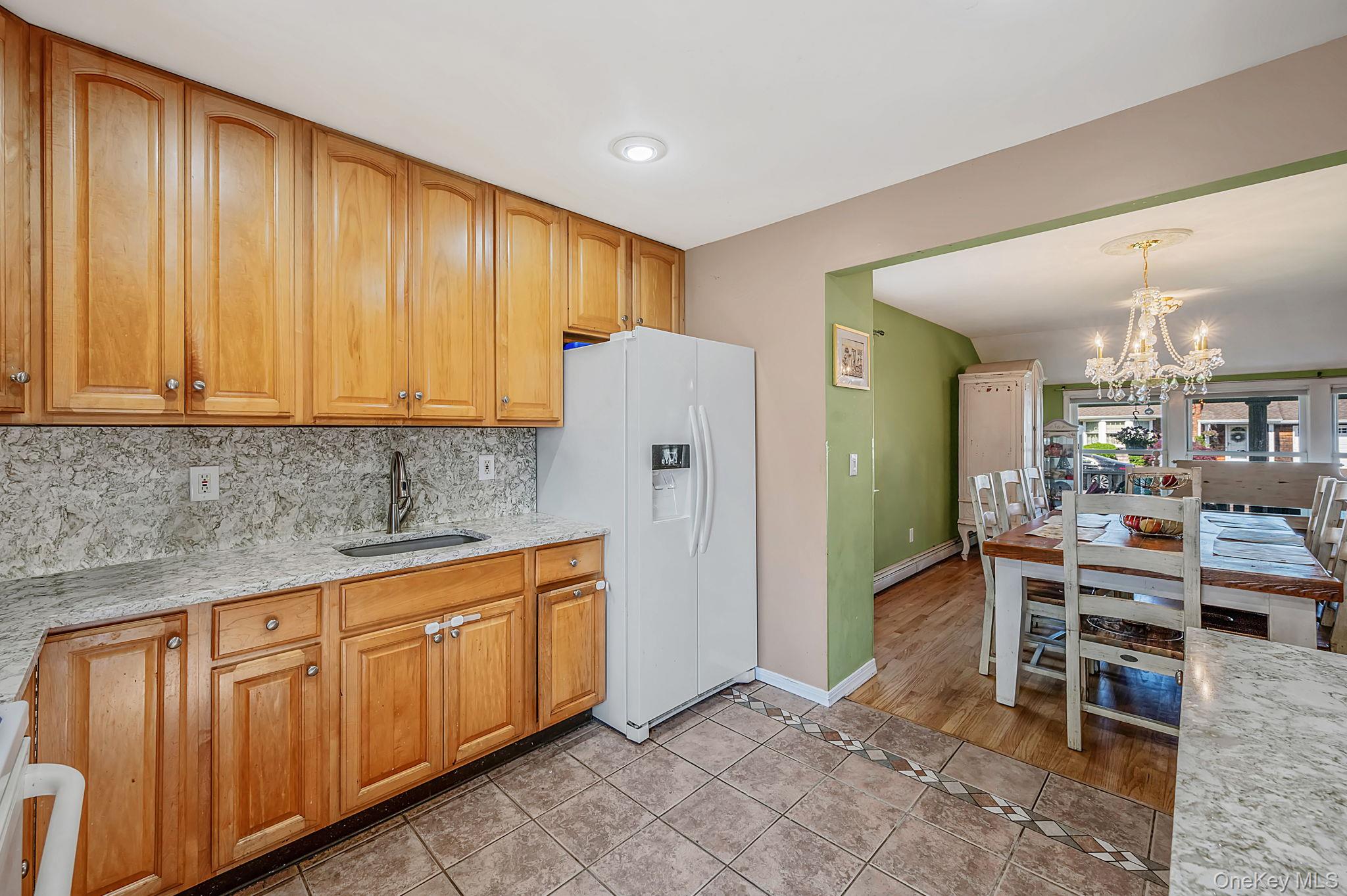 61 North Ocean Avenue Islip, NY 11751 - Photo 11 of 36