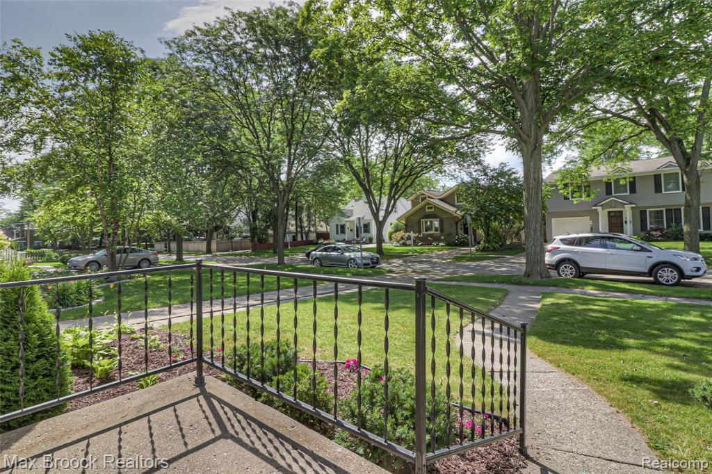 1007 Chestnut Street Birmingham, MI 48009 - Photo 3 of 20