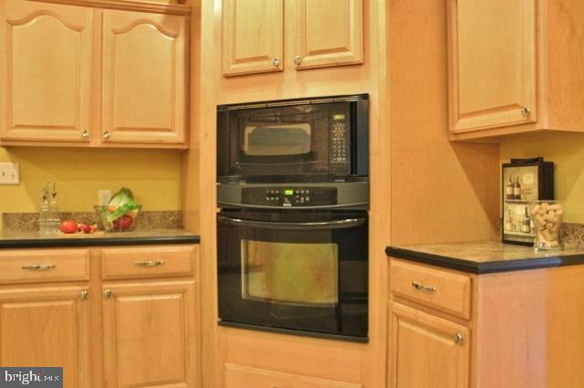 206 Oak Road Dallastown, PA 17313 - Photo 12 of 36 Gallery Image 12