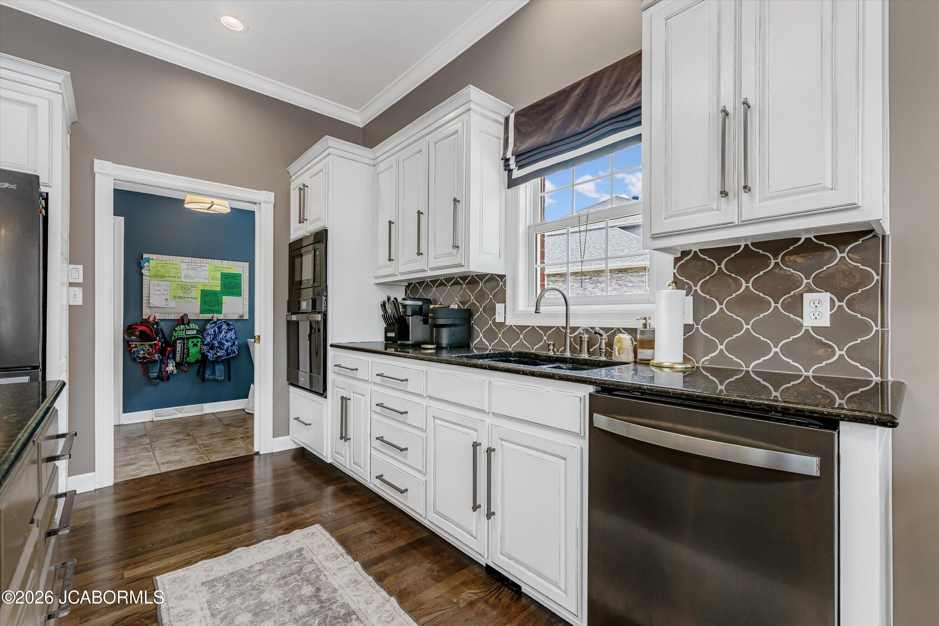 336 Hunters Run Road Jefferson City, MO 65109 - Photo 24 of 74