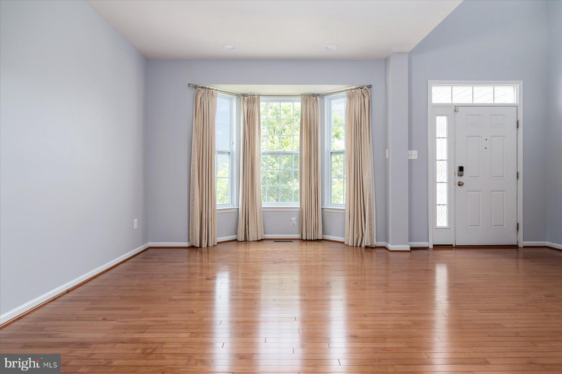 1411 Winter Pine Trail Severn, MD 21144 - Photo 7 of 53 Turn Key ! Ready for your furniture!