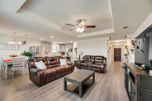 $1,895 | 1505 Waggoner Drive, Aubrey, TX 76227