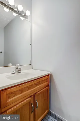 a close view of sink