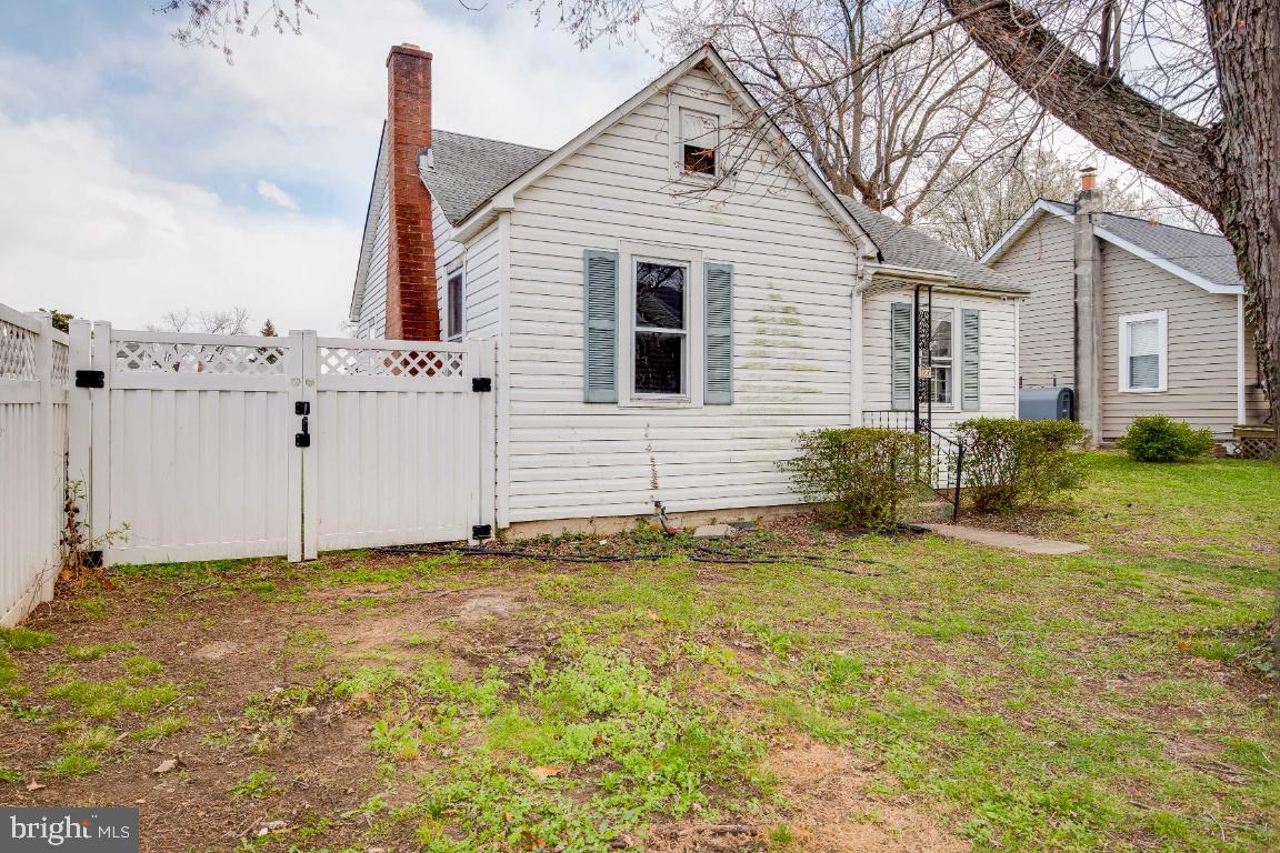 177 Carroll Road Pasadena, MD 21122 - Photo 2 of 31 Gallery Image 2