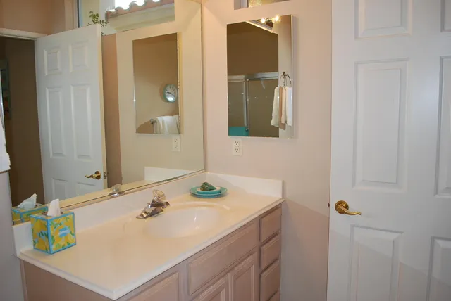 $2,500 | 35491 Rosemont Drive, Palm Desert, CA 92211