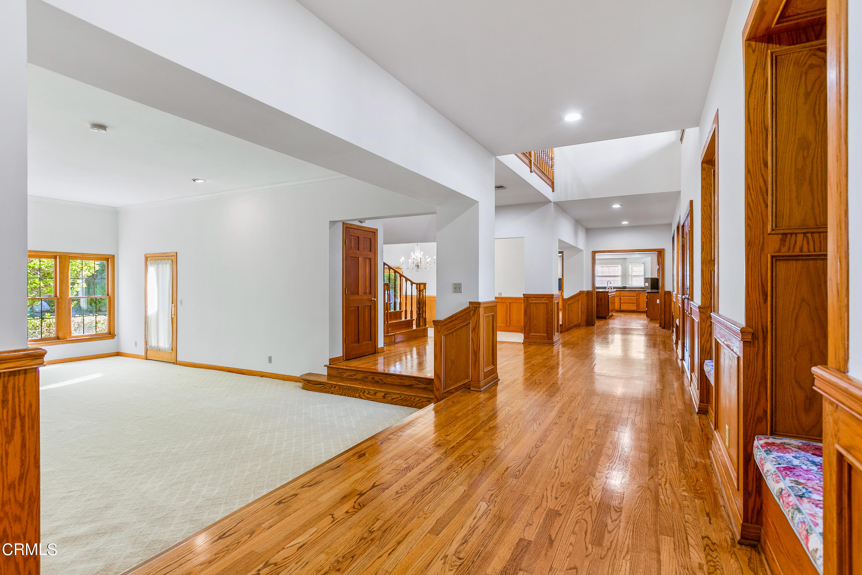 800 Greenridge Drive La Canada Flintridge, CA 91011 - Photo 23 of 58 a view of empty room with wooden floor and windows