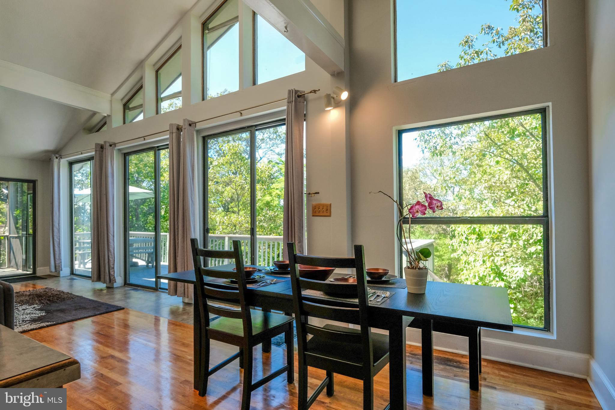 115 Mountain Top Road Front Royal, VA 22630 - Photo 3 of 78 Vaulted dining/great room