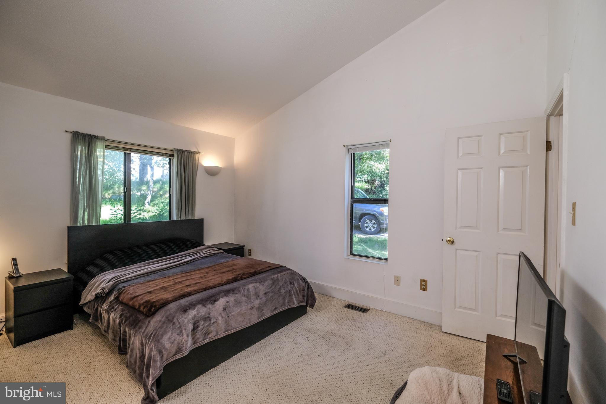 115 Mountain Top Road Front Royal, VA 22630 - Photo 25 of 78 Another bedroom view