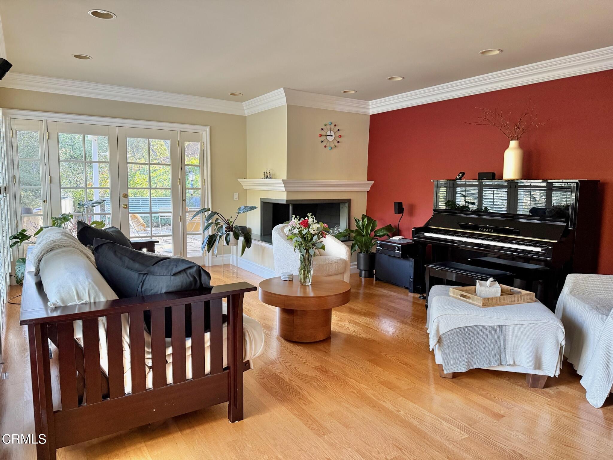 616 Antrim Place La Canada Flintridge, CA 91011 - Photo 3 of 13 IMG_8658