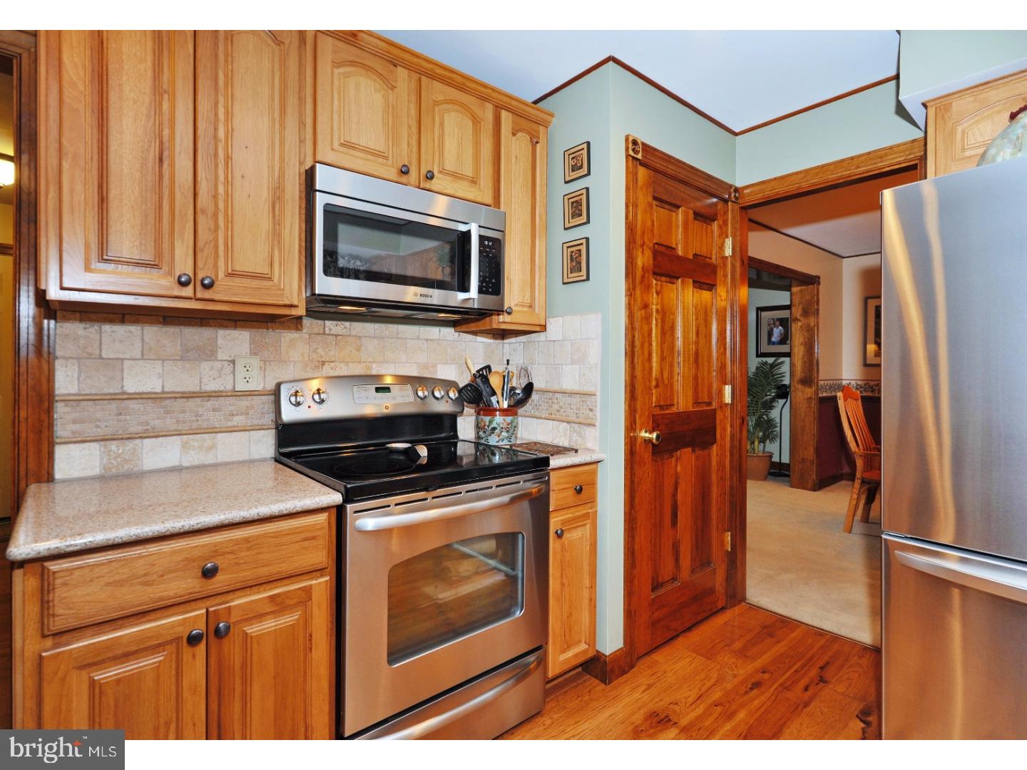 335 Sturgis Road Harleysville, PA 19438 - Photo 11 of 25 Kitchen