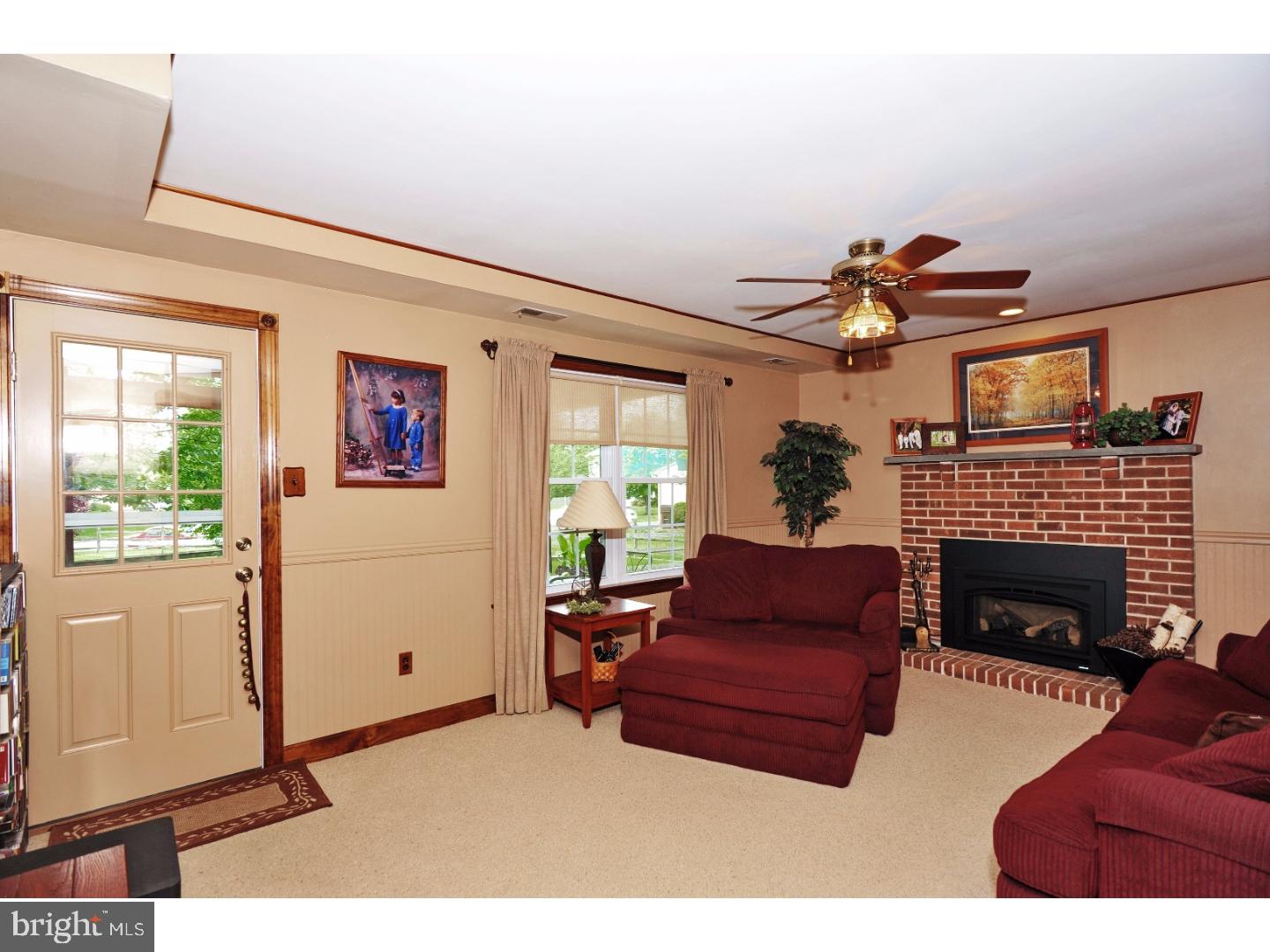 335 Sturgis Road Harleysville, PA 19438 - Photo 14 of 25 Family Room