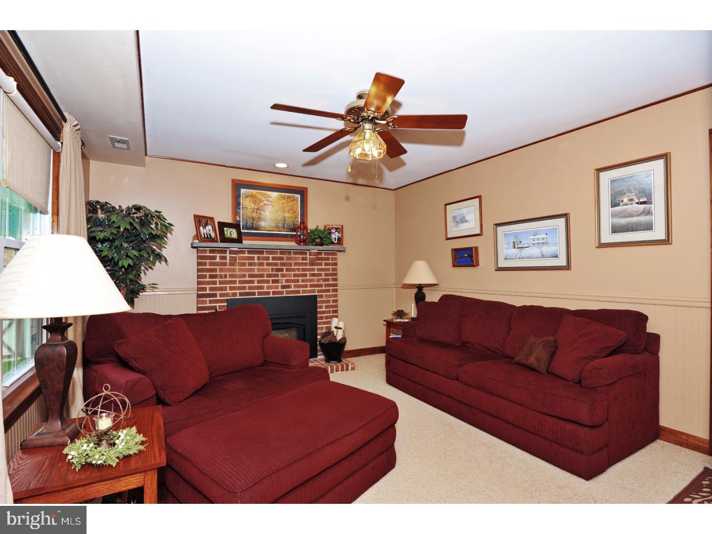 335 Sturgis Road Harleysville, PA 19438 - Photo 15 of 25 Family Room
