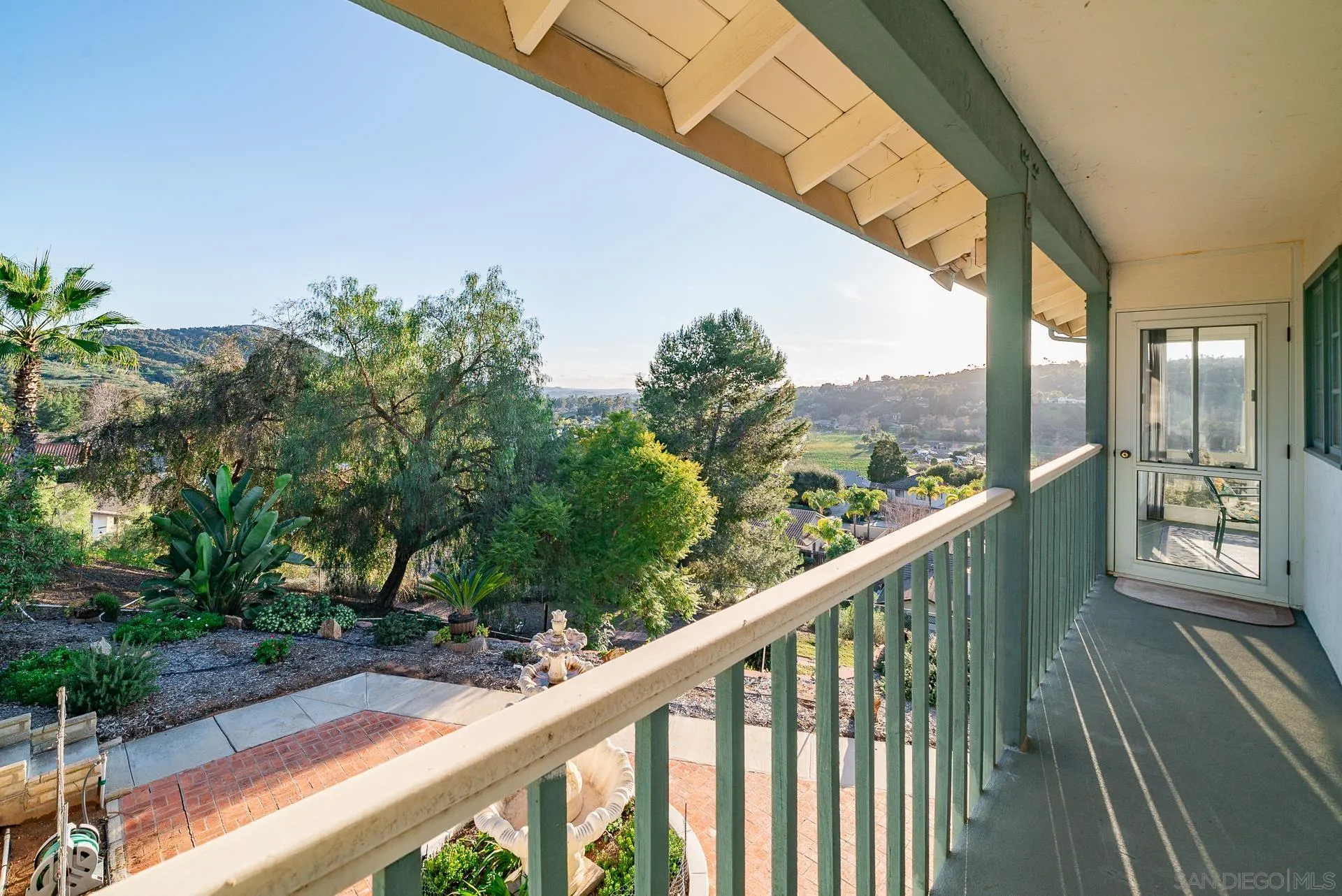 2908 Lakemont Drive Fallbrook, CA 92028 - Photo 15 of 70