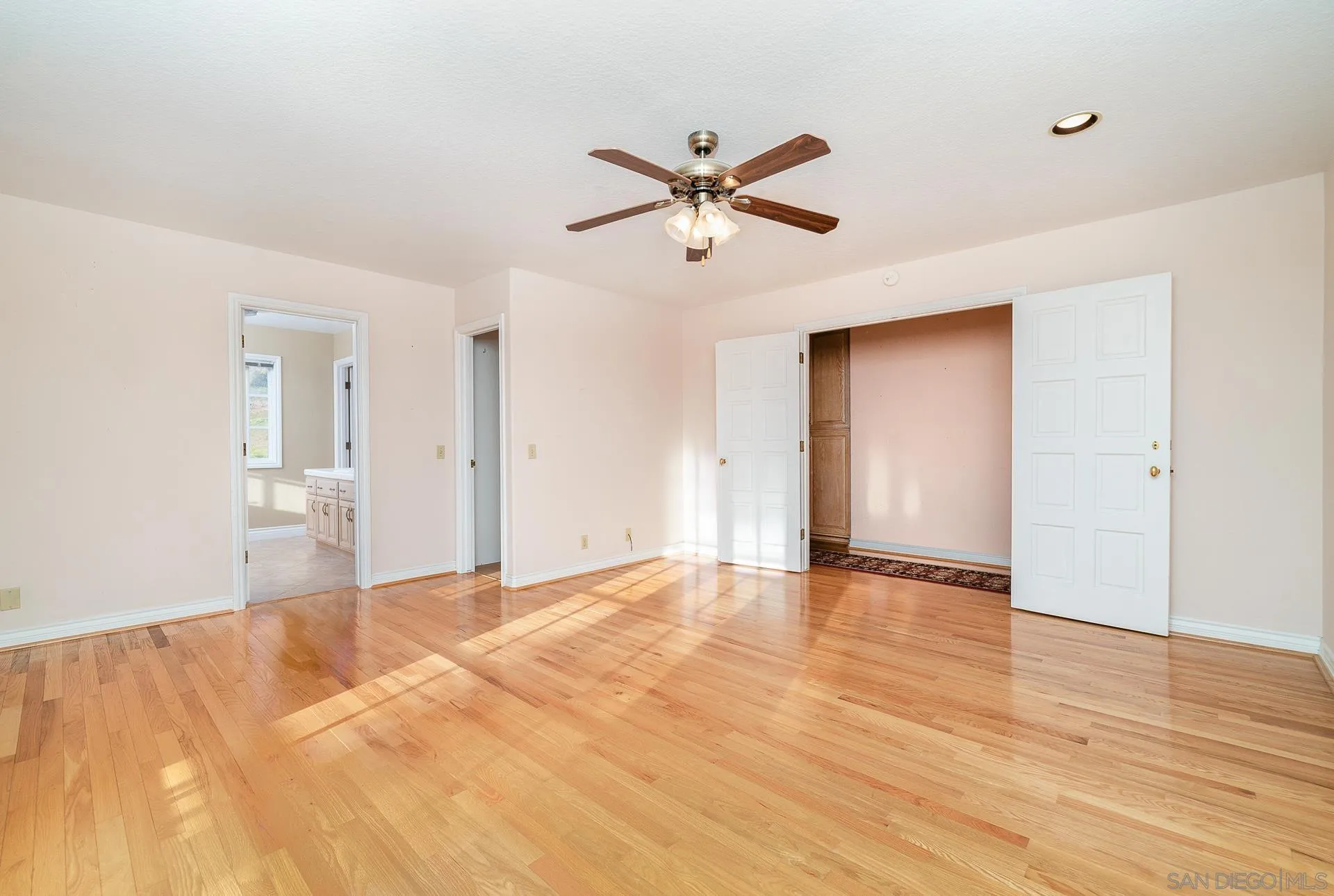 2908 Lakemont Drive Fallbrook, CA 92028 - Photo 29 of 70 a view of an empty room