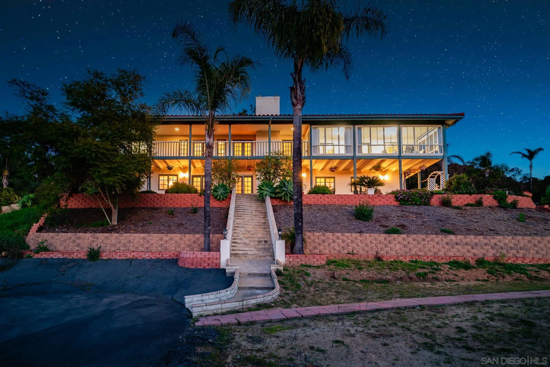 2908 Lakemont Drive Fallbrook, CA 92028 - Photo 3 of 70