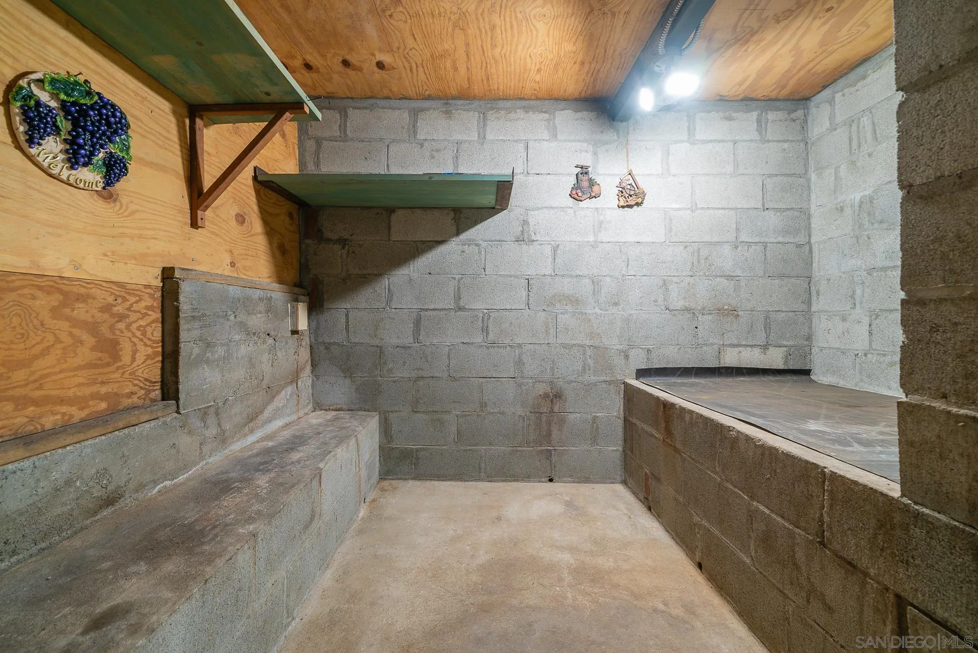 2908 Lakemont Drive Fallbrook, CA 92028 - Photo 64 of 70 a bathroom with a granite countertop sink a toilet and shower