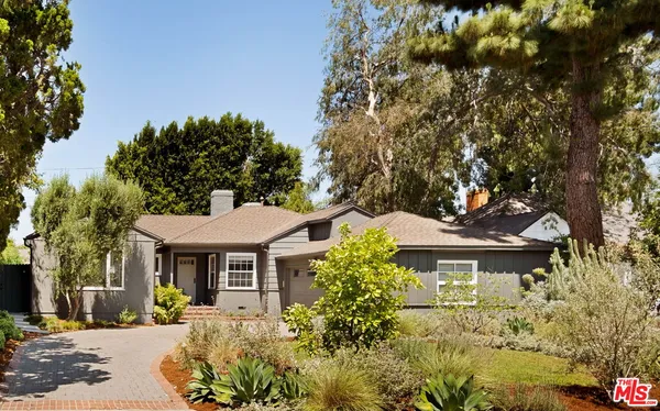 $2,265,000 | 4941 Edgerton Avenue, Encino, CA 91436