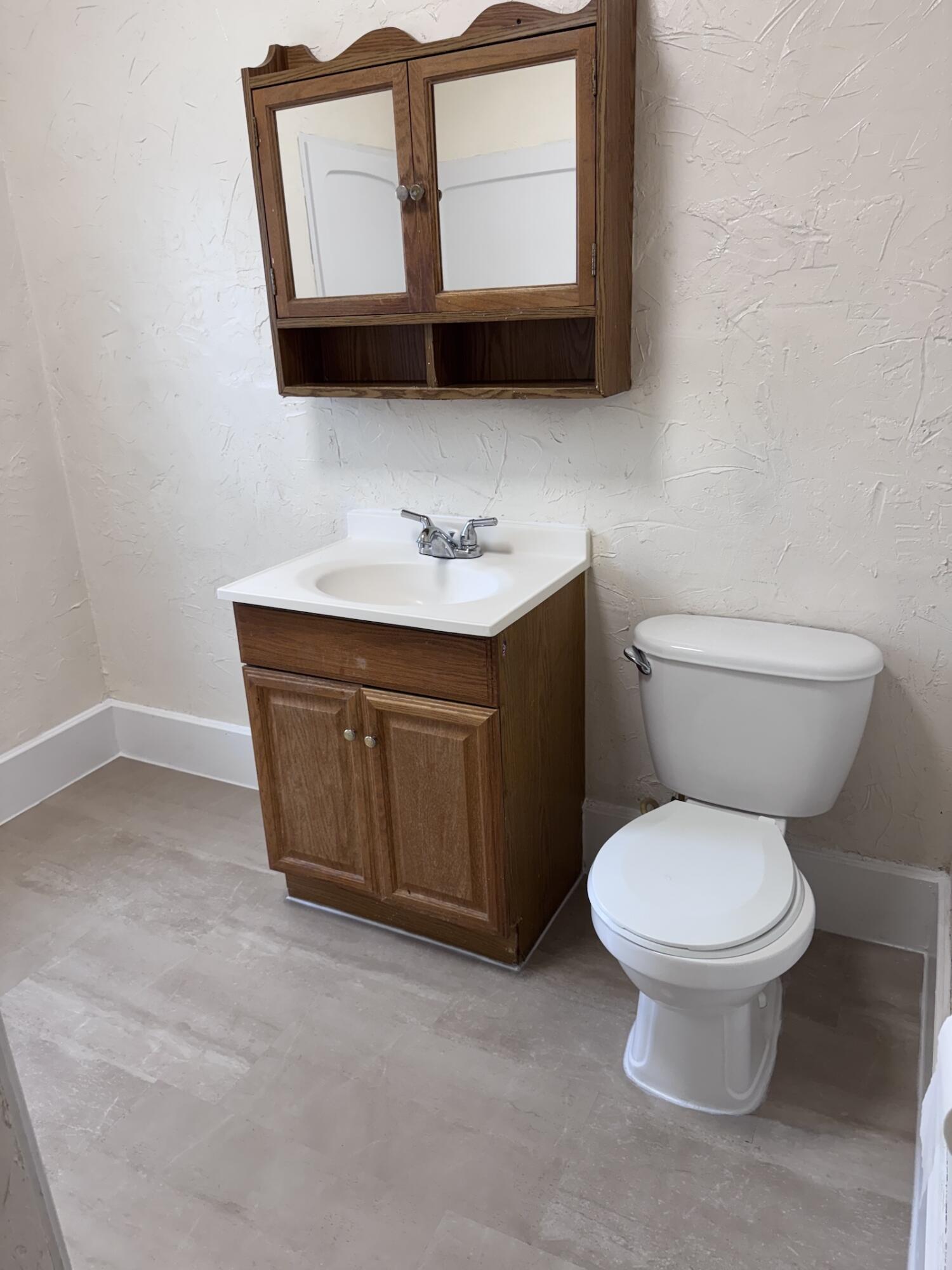 1001 Prospect Street Racine, WI 53404 - Photo 5 of 34 1001
