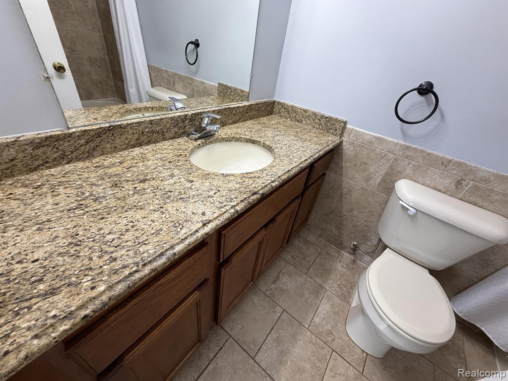 8162 24 Mile Road Utica, MI 48316 - Photo 11 of 14