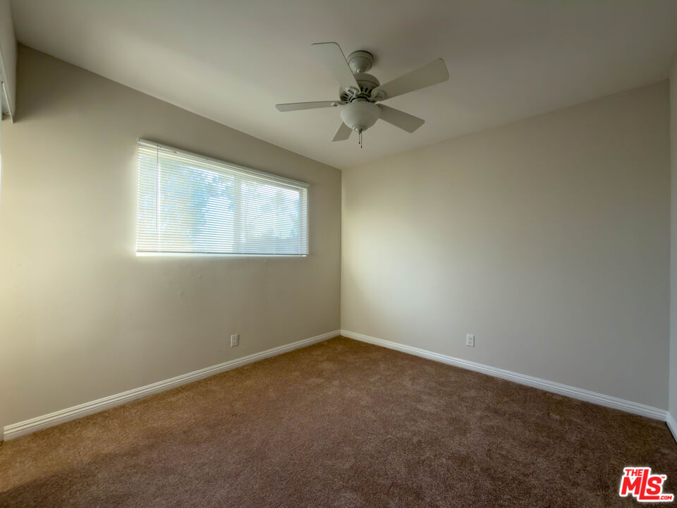 9531 Vía Ricardo Burbank, CA 91504 - Photo 11 of 23